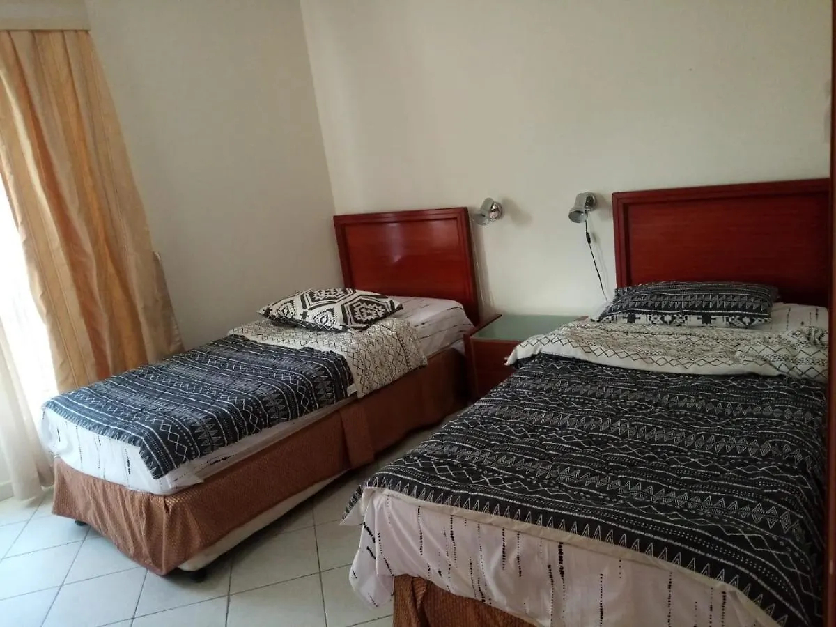 Lovely 2Br Al Deyafa Dubai United Arab Emirates